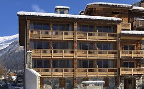 Hôtel Ski Lodge - Chambres&Appartements - Village Montana